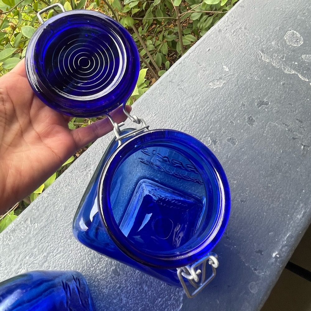 Vintage | Cobalt Blue Embossed Glass Canister - Picture 7 of 9